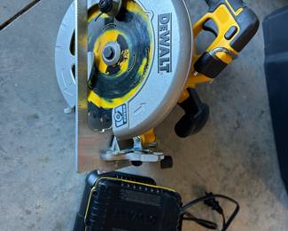 DeWALT Cordless Handsaw