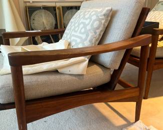 side view of the chairs