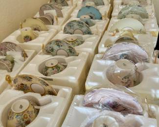 Bradford Editions Teacup Sets