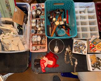 Chico, Pier One, Juicy Coutre etc.