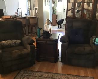 Electric Recliners- lift, recline, heat