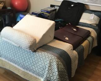 Full bed & Bedding