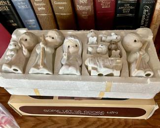 Precious Moments Nativity