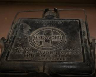 Cast Iron Waffle Maker Griswolds
