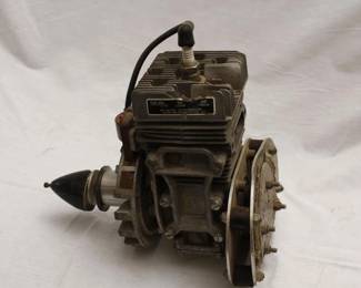 Power Bee Model 82054 Single Piston Engine
