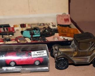Lot of Toy Cars + Coin bank Alfa Romeo, Ford Model A T, etc