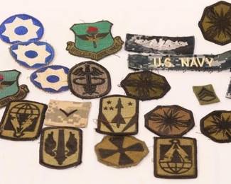Many lots of military Patches Mostly Army Some Navy Air Force, etc Assorted