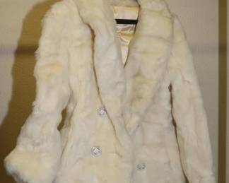 White fur Jacket Grandella II Styled by Sportowne
