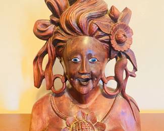 True Legacy Premium - Balinese Wood Carved Woman Bust