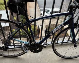 Trek Silque Women’s Road Bike (2016, 52cm)
The Trek Silque is a high-performance women's road bike designed for comfort and speed. This 2016 model features Trek’s IsoSpeed decoupler for a smooth ride, a lightweight carbon frame, Shimano Ultegra 2x11-speed drivetrain, and rim brakes.

Original MSRP: $2,470