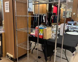 Hard to see in this picture, but an organizational wire shelf