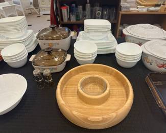 Lots of white Corelle!