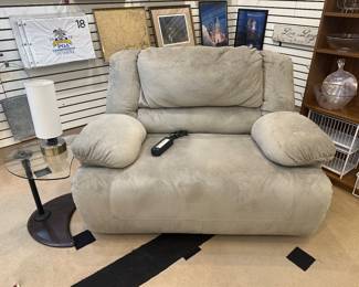 LARGE electric chair!