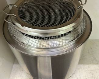 Solo Stove / fire pit (NEW)