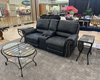 This manual reclining sofa is in great condition - everything working well.