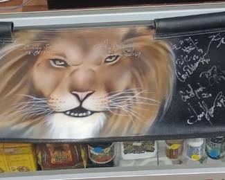 lions autograph leather air brush