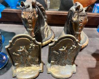 ANTIQUE BOOK ENDS