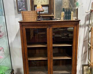OAK BOOK CASE