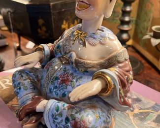 19th century Meissen nodding pagoda figure with nodding head, hands and tongue 