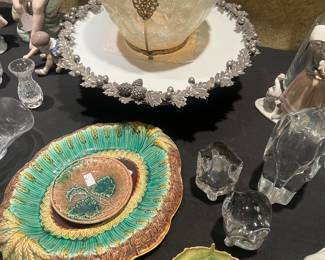 Phoenix glass vase, footed cake stand, Majolica