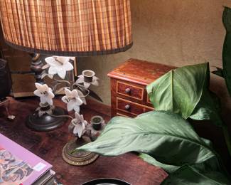 Rare pair of antique 19th century brass and floral milk glass candelabra lamps, Japanese lacquer tray, antique furniture display 