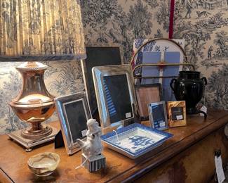Antique newspaper stand (back right corner), Japanese bronze tripod vase, Mottaheda Blue Canton