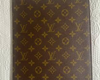 Louis Vuitton portfolio