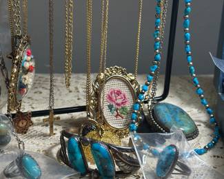 Vintage Jewelry, Gold and Silver