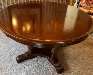 Dining Table w Leaf, 2 Arm Chairs, 4 Side Chairs