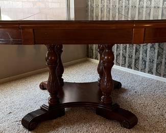 Dining Table w Leaf, 2 Arm Chairs, 4 Side Chairs