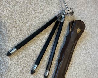 Adams Tripod