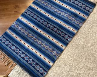 2x3 Rug