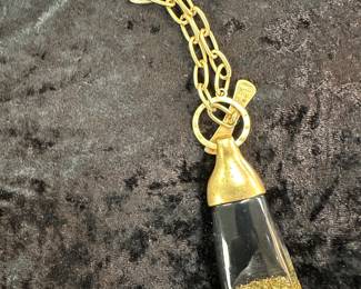 European necklace vintage 1980s