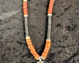Large necklace with cross pendant