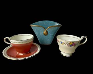 Aynsley Teacup & Saucer, Paragon Teacup, Ceramic Vase