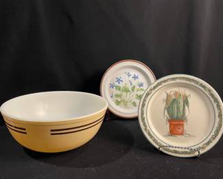 Pyrex Mixing Bowl #404, Otagiri & Violet Plates
