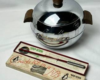 West Bend Penguin Hot Cold Server Tap Icer Ice Cracker, Vintage