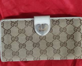 Gucci wallet