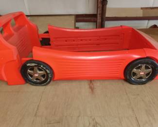 Child's race car bed frame/Little Tykes
