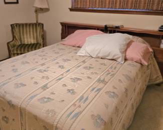 complete Mid-century bed