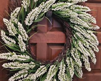 Welcoming wreath
