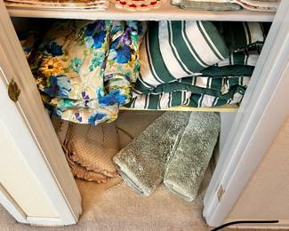 Blankets, Bath Mats, Cushions