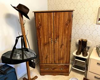Armoire
