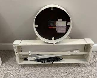 C131 - $40. Diner Clock & Sign (NEW not an old piece!) Pendulux Brand. Plugs in to light up Diner sign. 