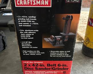C194 - $150 - Craftsman 2 x 42". Belt 6" disc sander / grinder. New in Box. 