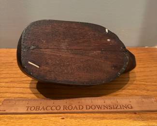 D7 - $25. Small Wooden Duck Decoy. Unsigned. 