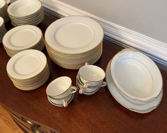 C34 - $175. 77 Pcs. Noritake. Guilford #5291. 