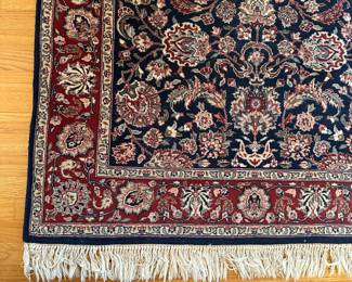 C27 - $150. Wool Area Rug. No Tag. Looks like hand knotted wool. 4' x 6' area rug