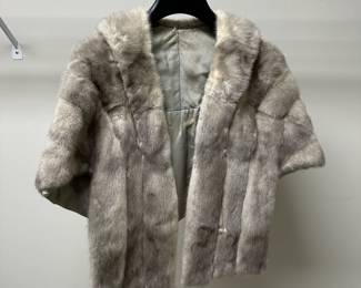 C65 - $40 - Vintage Mink Stole. Needs some repairs to front right and Lining. Otherwise in good vintage condition. 