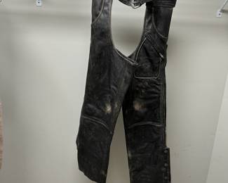 C3 - $100 - Mens Size Medium Harley Davidson Distressed Chaps. 